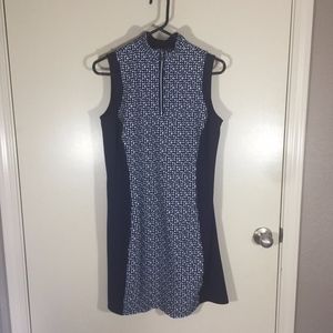 Tail navy and white dress